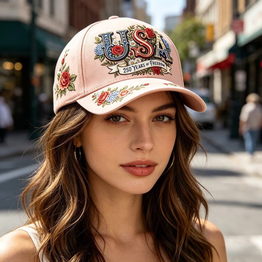 Gorra Floral USA 🌹 | 250 Years of Freedom | Rosa Patriótica | 4 de Julio | Unisex