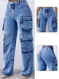 Jean cargo de mujer azul lavado, con vista completa y detalles de la cintura y los bolsillos laterales